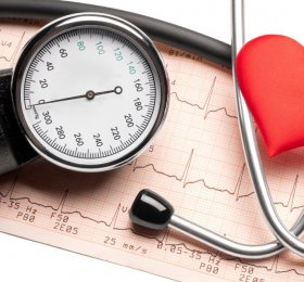 DẤU HIỆU ÂM THẦM CẢNH BÁO TÌNH TRẠNG TĂNG HUYẾT ÁP